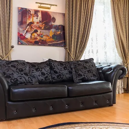 Premium 2-bedroom Nezavisimosti 13 Minsk