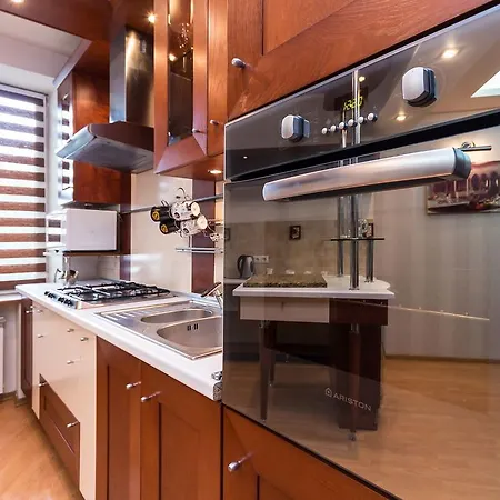 Premium 2-bedroom Nezavisimosti 13 Minsk